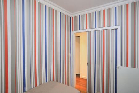 Apartamento à venda com 130m², 3 quartos e 1 vaga Apartamento à venda com 130m², 3 quartos e 1 vagaQuarto 1