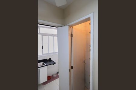 Apartamento à venda com 130m², 3 quartos e 1 vaga Apartamento à venda com 130m², 3 quartos e 1 vagaQuarto de Serviço