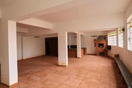 Apartamento à venda com 130m², 3 quartos e 1 vaga Apartamento à venda com 130m², 3 quartos e 1 vagaÁrea comum