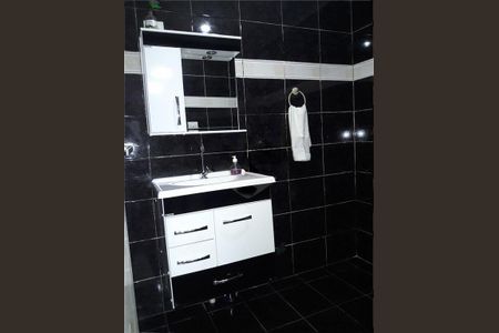Casa à venda com 2 quartos, 100m² em Vila Serralheiro, São Paulo