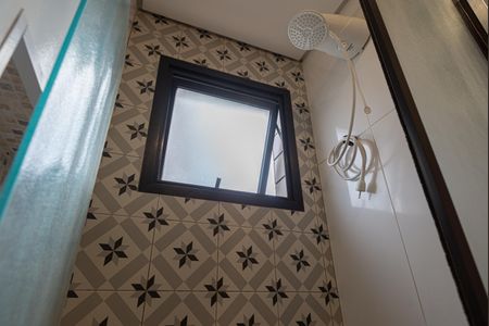 Apartamento para alugar com 37m², 1 quarto e 1 vaga Apartamento para alugar com 37m², 1 quarto e 1 vagaBanheiro