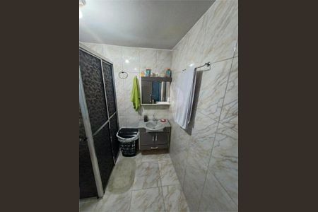 Casa à venda com 170m², 3 quartos e 2 vagas