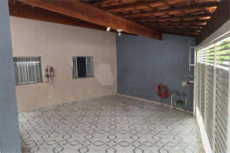 Casa à venda com 170m², 3 quartos e 2 vagas