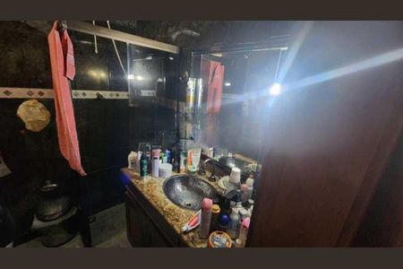 Apartamento à venda com 72m², 2 quartos e sem vaga