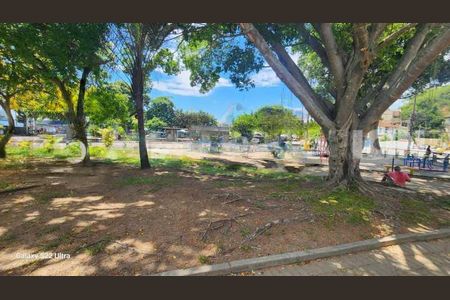 Apartamento à venda com 72m², 2 quartos e sem vaga