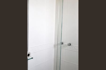 Casa para alugar com 28m², 1 quarto e 1 vaga Casa para alugar com 28m², 1 quarto e 1 vagaBanheiro