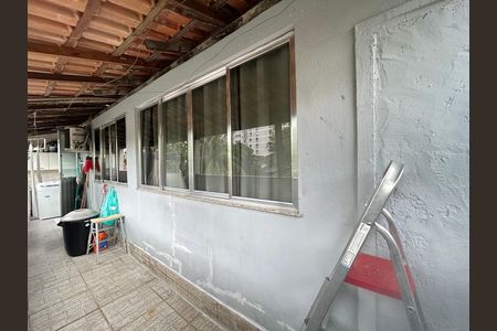 Casa para alugar com 120m², 4 quartos e sem vagaVaranda