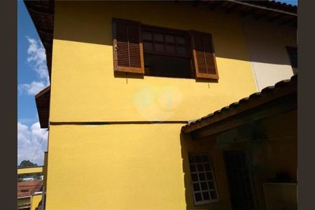 Casa à venda com 155m², 3 quartos e 2 vagas