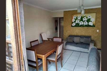 Casa à venda com 3 quartos, 155m² em Parque Ipe, São Paulo