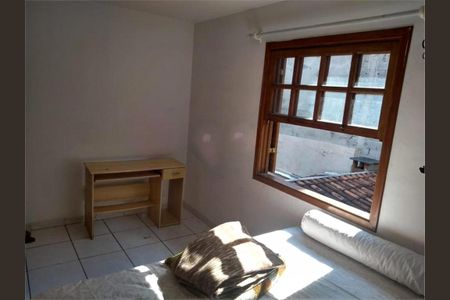 Casa à venda com 155m², 3 quartos e 2 vagas