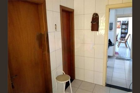 Casa à venda com 155m², 3 quartos e 2 vagas