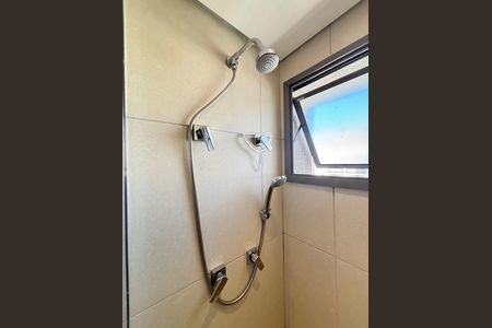 Apartamento à venda com 61m², 2 quartos e sem vagaBanheiro da Suíte 1