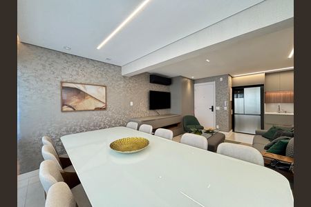 Apartamento à venda com 61m², 2 quartos e sem vagaSala/Cozinha