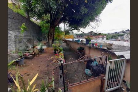 Casa à venda com 308m², 4 quartos e 2 vagas