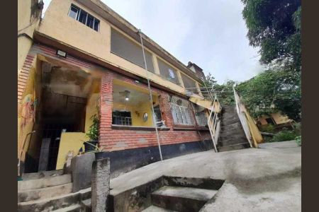 Casa à venda com 308m², 4 quartos e 2 vagas