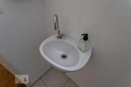 Casa para alugar com 192m², 2 quartos e 1 vagaBanheiro