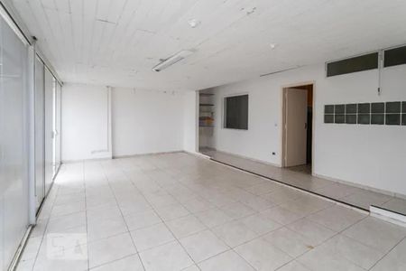 Casa para alugar com 192m², 2 quartos e 1 vagaÁrea externa