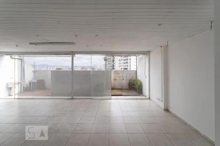 Casa para alugar com 192m², 2 quartos e 1 vagaÁrea externa