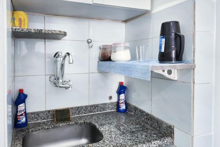 Cozinha  de kitnet/studio para alugar com 1 quarto, 20m² em Centro, Rio de Janeiro