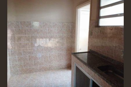 Apartamento à venda com 72m², 2 quartos e sem vaga