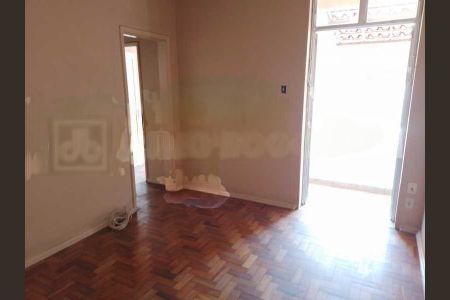 Apartamento à venda com 72m², 2 quartos e sem vaga
