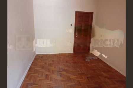 Apartamento à venda com 72m², 2 quartos e sem vaga