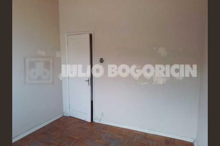 Apartamento à venda com 72m², 2 quartos e sem vaga