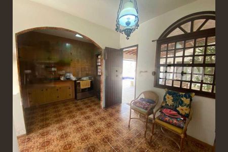 Casa à venda com 238m², 3 quartos e 2 vagas
