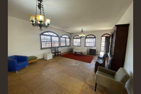 Casa à venda com 3 quartos, 238m² em Pitangueiras, Rio de Janeiro