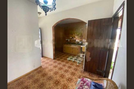 Casa à venda com 238m², 3 quartos e 2 vagas