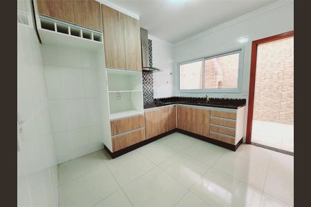 Casa à venda com 2 quartos, 70m² em Horto Florestal, São Paulo