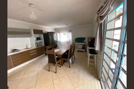 Casa à venda com 2 quartos, 72m² em Jaraguá, São Paulo