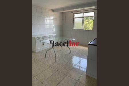 Casa à venda com 2 quartos, 300m² em Pitangueiras, Rio de Janeiro