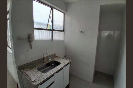 Apartamento à venda com 49m², 1 quarto e 1 vaga