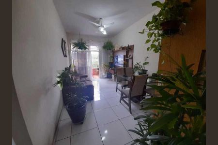 Apartamento à venda com 75m², 2 quartos e 1 vaga