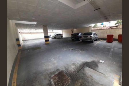 Apartamento à venda com 75m², 2 quartos e 1 vaga