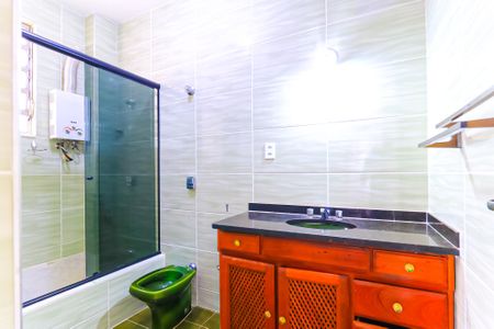 Apartamento para alugar com 70m², 2 quartos e sem vagaBanheiro