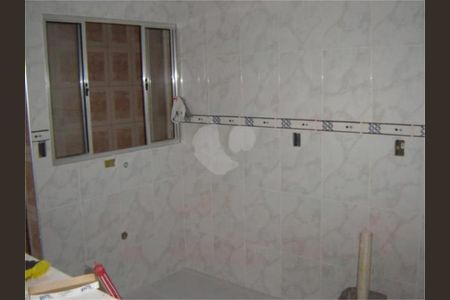 Casa à venda com 1 quarto, 125m² em Vila Ayrosa, São Paulo
