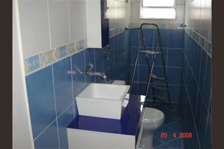 Casa à venda com 1 quarto, 125m² em Vila Ayrosa, São Paulo