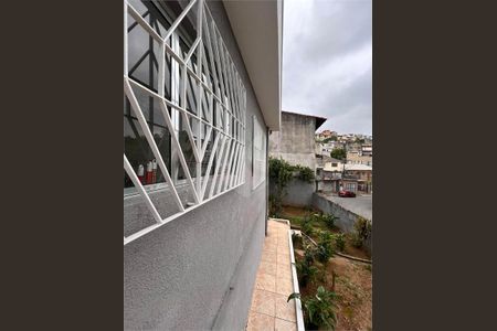 Casa à venda com 3 quartos, 125m² em Parque Nações Unidas, São Paulo