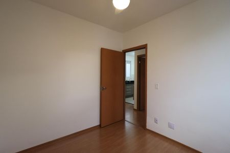 Apartamento para alugar com 45m², 2 quartos e 1 vaga Apartamento para alugar com 45m², 2 quartos e 1 vagaQuarto 2