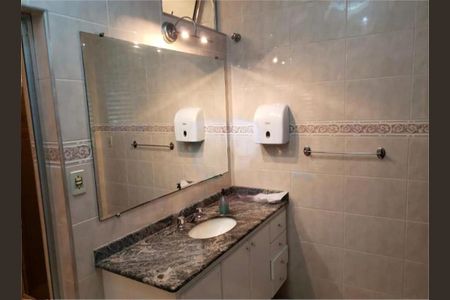 Casa à venda com 2 quartos, 300m² em Vila Francos, São Paulo