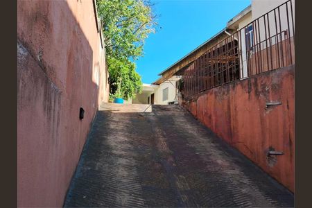 Casa à venda com 3 quartos, 132m² em Jardim Sao Jose, São Paulo