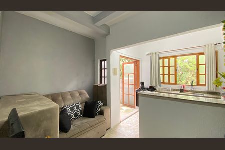 Casa à venda com 190m², 3 quartos e 2 vagas Casa à venda com 190m², 3 quartos e 2 vagasSala 2