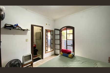 Casa à venda com 190m², 3 quartos e 2 vagas Casa à venda com 190m², 3 quartos e 2 vagasSuíte