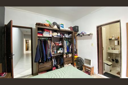 Casa à venda com 190m², 3 quartos e 2 vagas Casa à venda com 190m², 3 quartos e 2 vagasSuíte