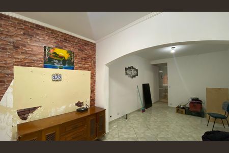 Casa à venda com 190m², 3 quartos e 2 vagas Casa à venda com 190m², 3 quartos e 2 vagasSala