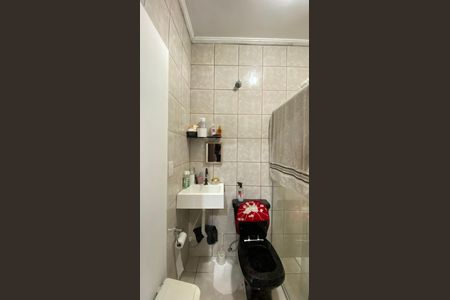 Casa à venda com 190m², 3 quartos e 2 vagas Casa à venda com 190m², 3 quartos e 2 vagasBanheiro da Suíte