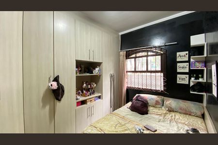 Casa à venda com 190m², 3 quartos e 2 vagas Casa à venda com 190m², 3 quartos e 2 vagasQuarto 1