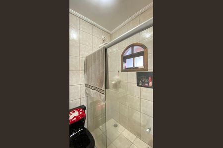 Casa à venda com 190m², 3 quartos e 2 vagas Casa à venda com 190m², 3 quartos e 2 vagasBanheiro da Suíte